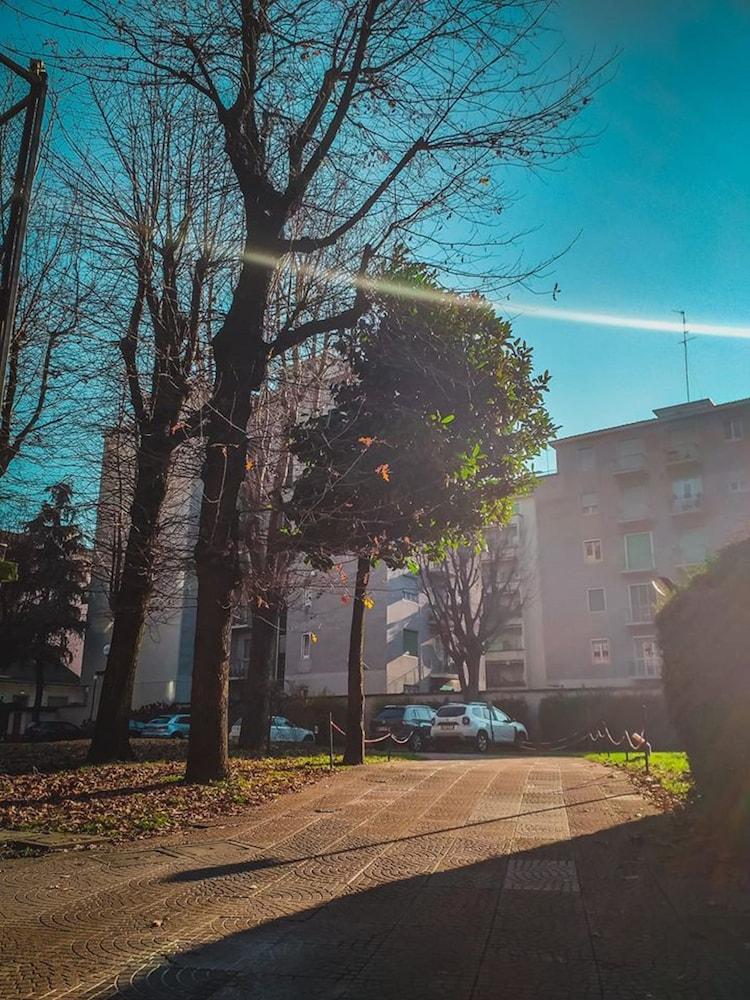 Ih Hotels Milano Aparthotel Argonne Park Extérieur photo