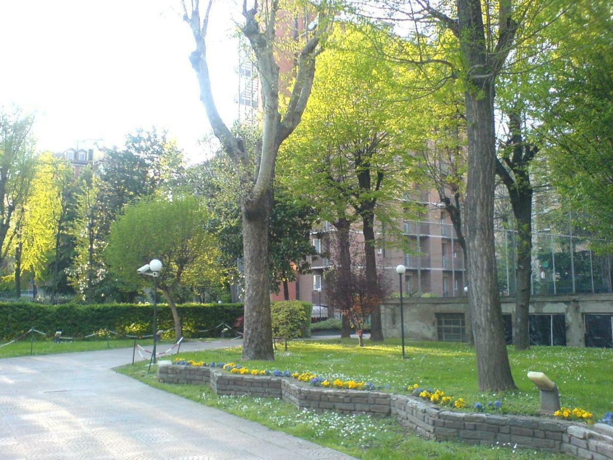 Ih Hotels Milano Aparthotel Argonne Park Extérieur photo